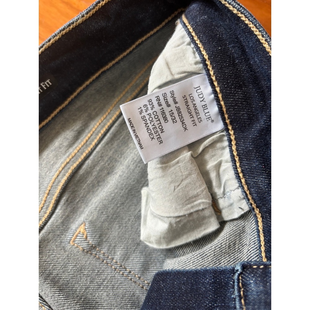 Judy Blue Straight Fit Distressed Jeans Dark Wash Raw Hem Size 15 32 - Picture 4 of 9